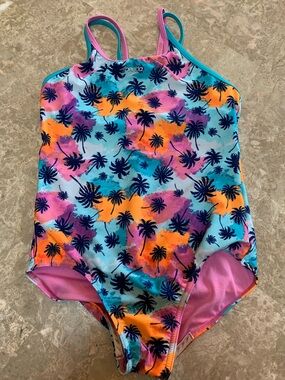 Speedo Girl’s One-Piece Swimsuit in Turquoise, Pink/Orange Palm Print. Pre-Owned